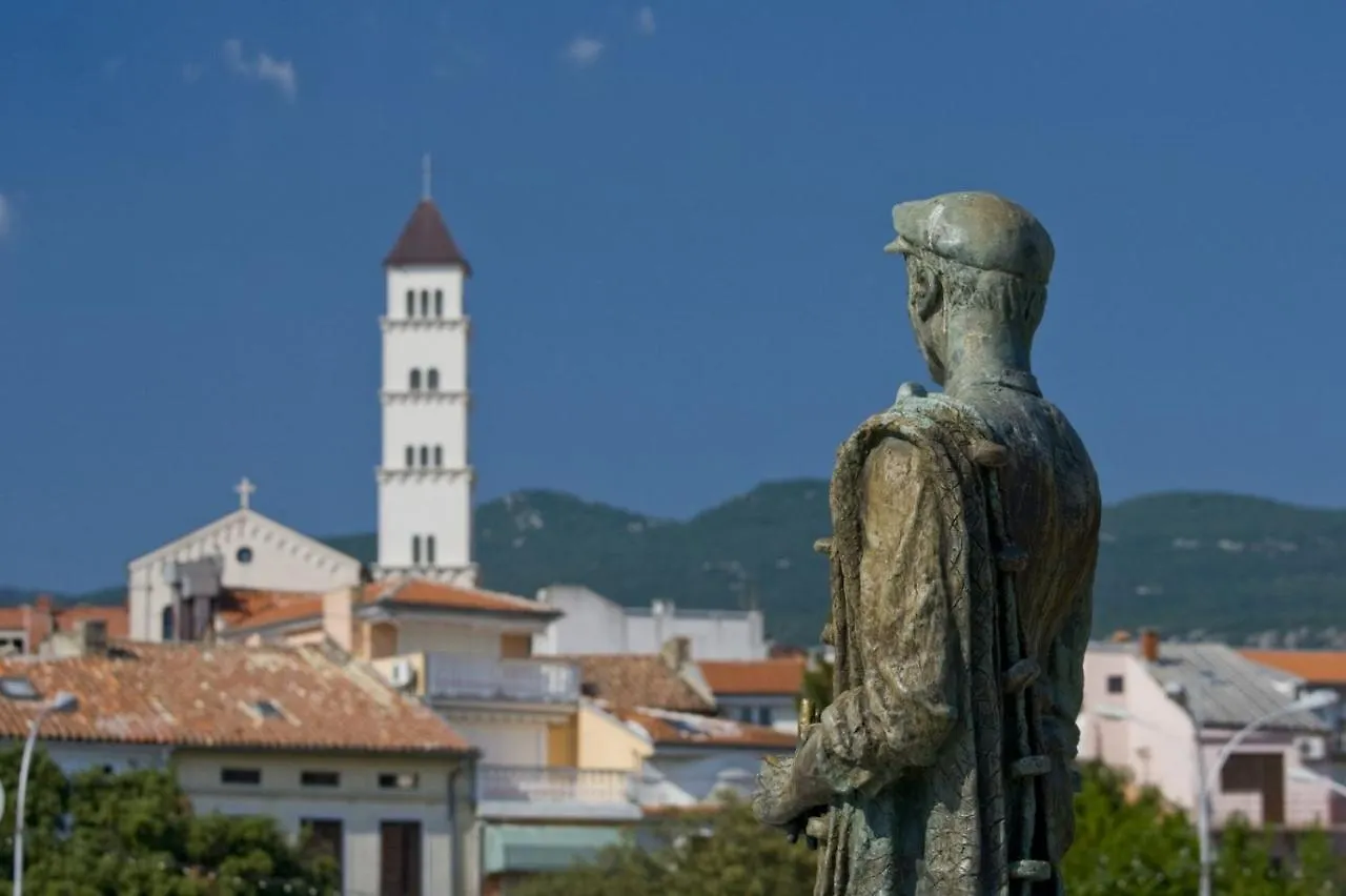 Apartment In Crikvenica With Sea View, Balcony, Air Conditioning, Wifi 3492-9