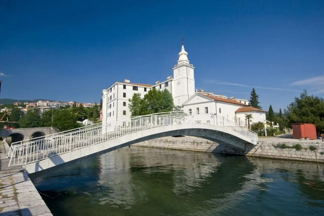Apartment In Crikvenica With Sea View, Balcony, Air Conditioning, Wifi 3492-9